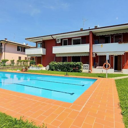 Chiara Pool Apartment 巴多利诺 外观 照片