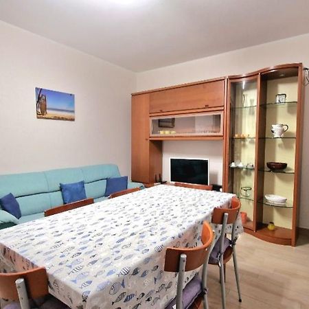 Chiara Pool Apartment 巴多利诺 外观 照片