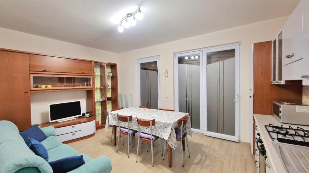 Chiara Pool Apartment 巴多利诺 外观 照片