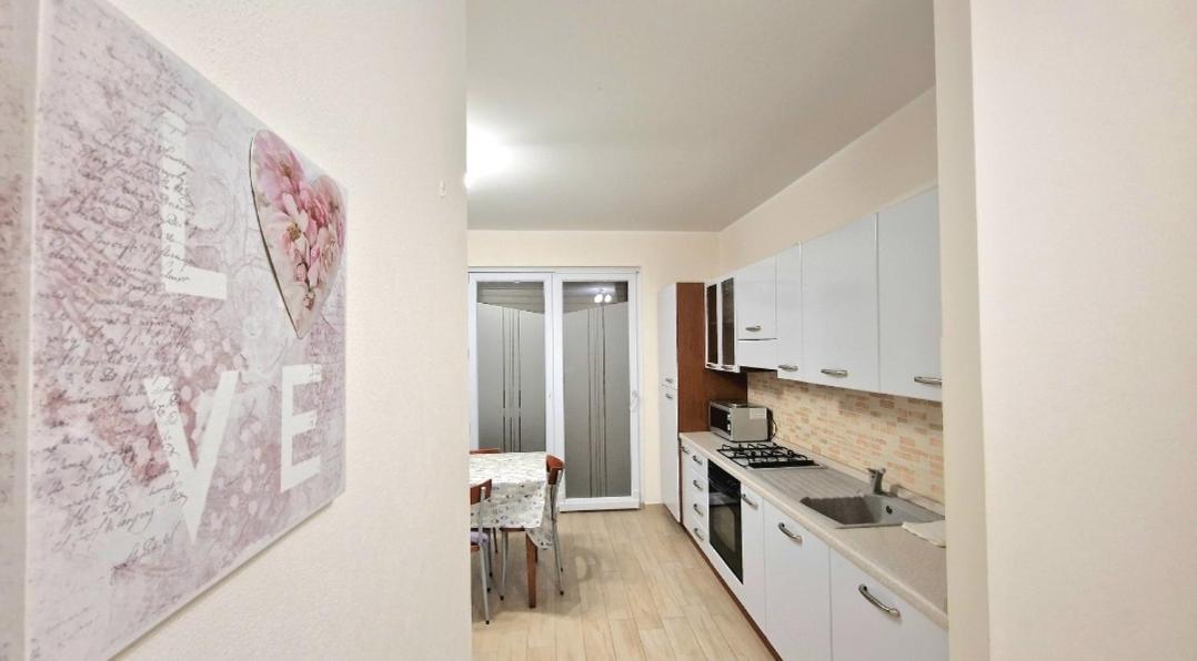 Chiara Pool Apartment 巴多利诺 外观 照片