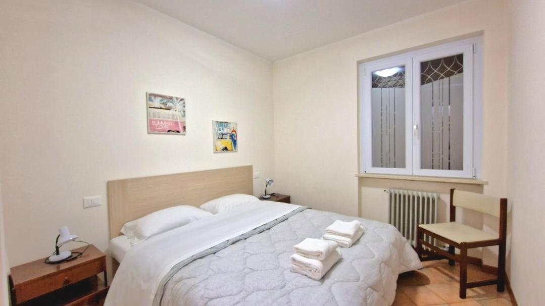 Chiara Pool Apartment 巴多利诺 外观 照片