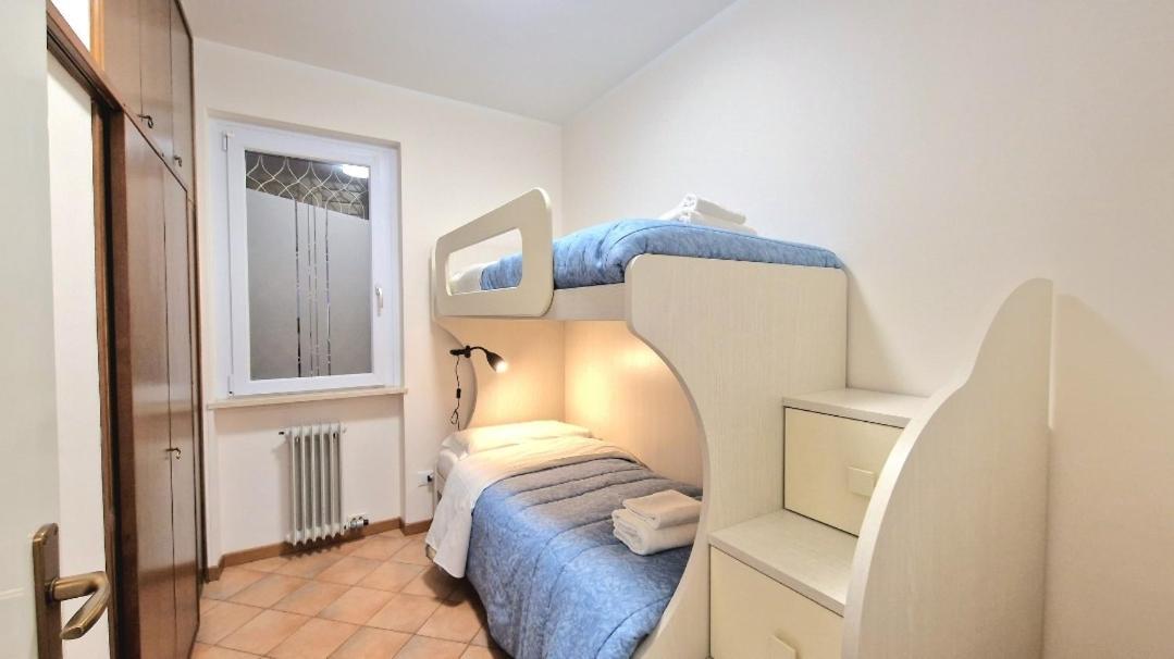 Chiara Pool Apartment 巴多利诺 外观 照片