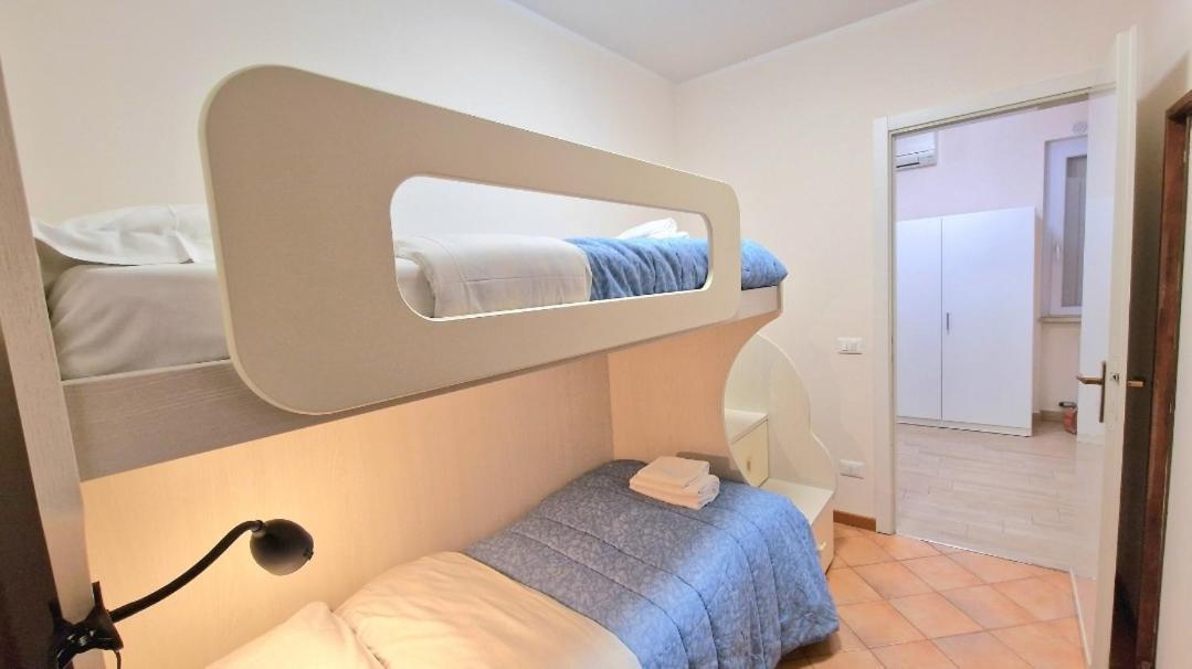 Chiara Pool Apartment 巴多利诺 外观 照片
